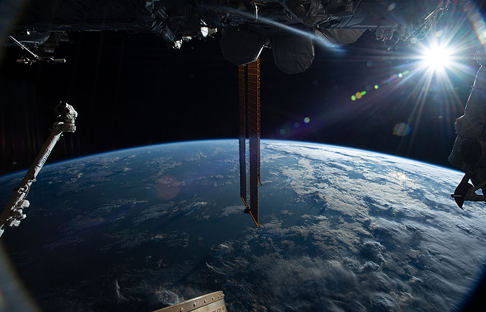 Космонавты в феврале установят на МКС средство связи нового поколения