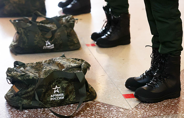 Военком Подмосковья заявил, что увеличивать срок срочной службы в армии не планируется