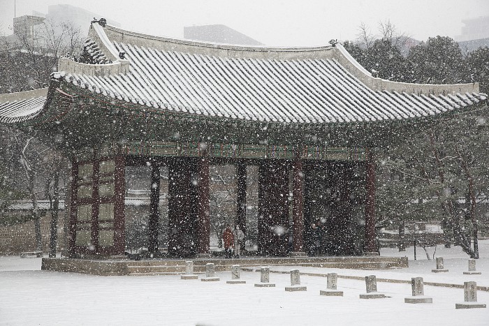 Перебои в авиасообщении произошли в Южной Корее из-за сильных снегопадов
