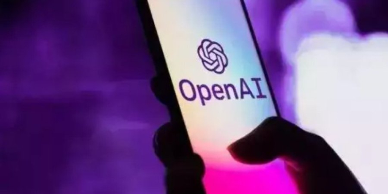 OpenAI запустила магазин чат-ботів і нову підписку на ChatGPT. Її сайти цього не витримали